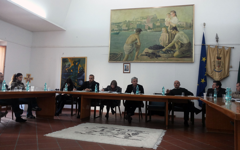 Sala Consiliare - 30 dicembre 2013