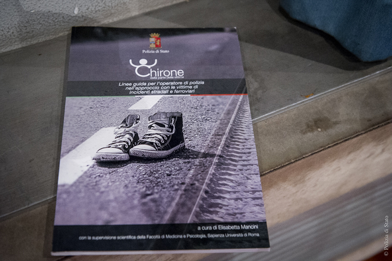 Chirone-opuscolo-polizia.jpg
