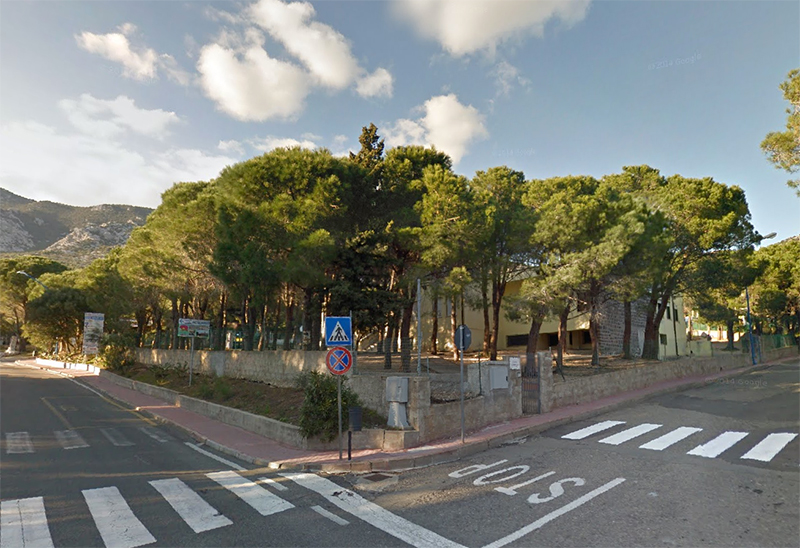 Scuola Elementare Cala Gonone - Foto da Google Maps