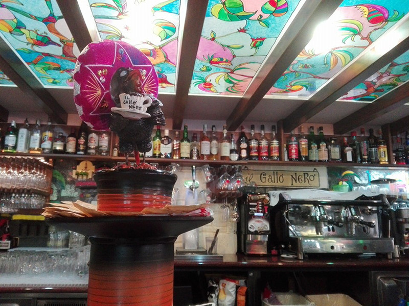 gallo-nero-bancone.jpg