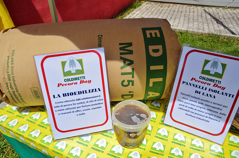 Pannelli-isolanti-lana-pecora.jpg